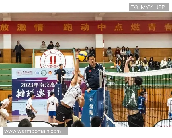 广州排球队的节奏与魅力探索:排球运动的热情与团队精神 广州排球队的节奏与魅力探索:排球运动的热情与团队精神