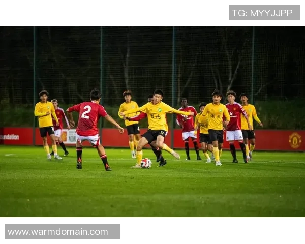 贵州香港足球明星队携手共创足球梦想推动两地文化交流与合作新篇章 贵州香港足球明星队携手共创足球梦想推动两地文化交流与合作新篇章